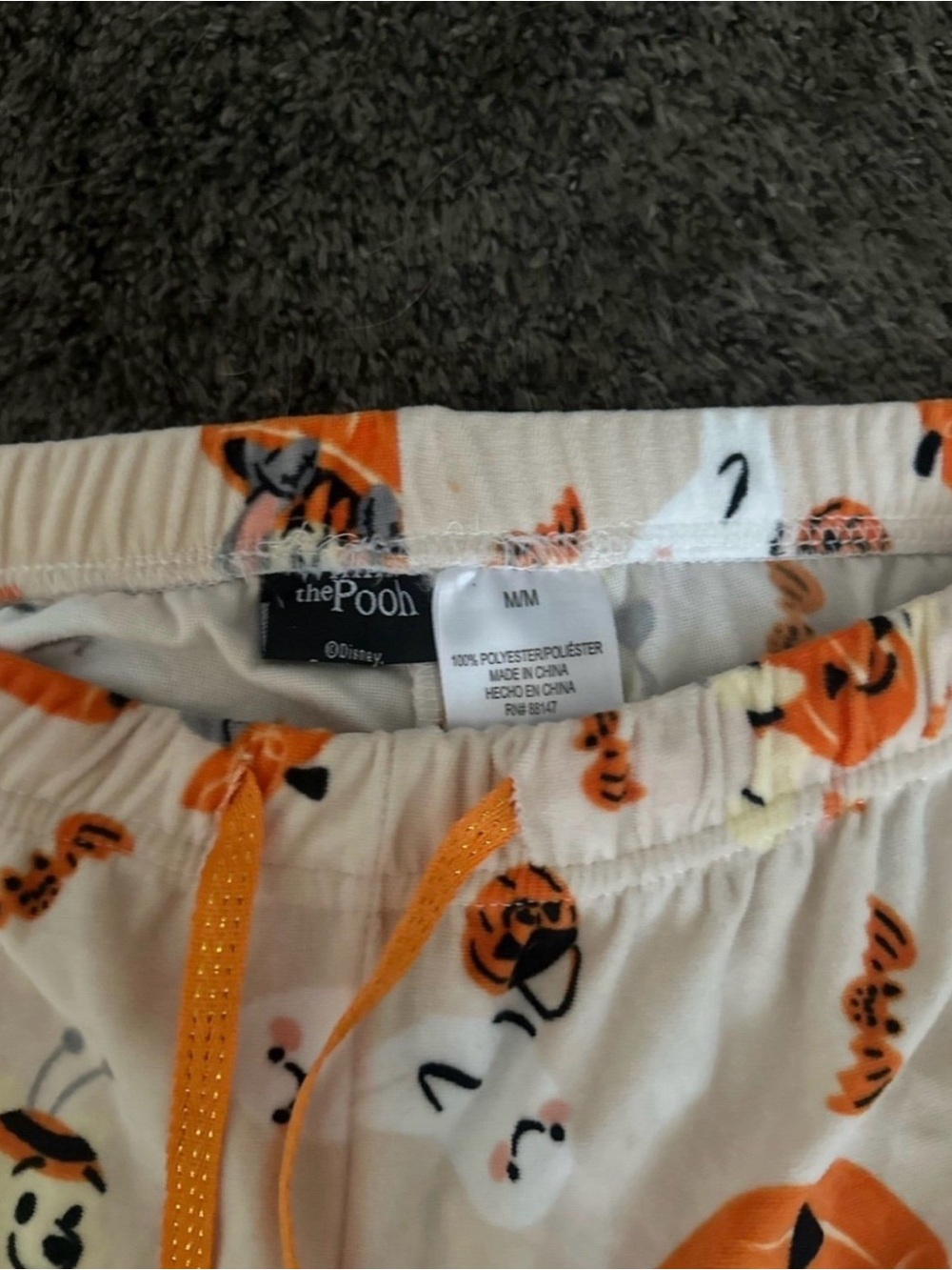 Winnie the Pooh Halloween Pjs bottoms Size Medium 0252 - Picture 2 of 2